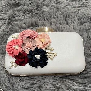 Lulu Townsend Floral Appliqué Evening Clutch Ivory Wedding Purse